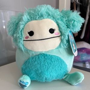 8” JOELLE Bigfoot Squishmallow